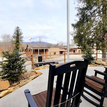 Stonebrook Lodge Bryson City Exterior photo