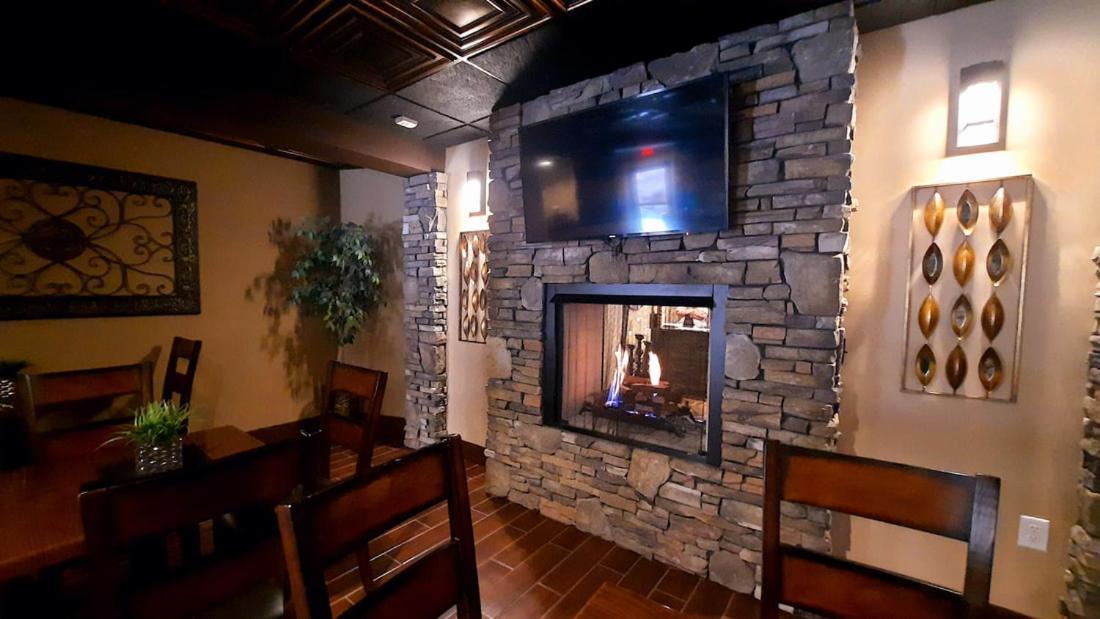 Stonebrook Lodge Bryson City Exterior photo